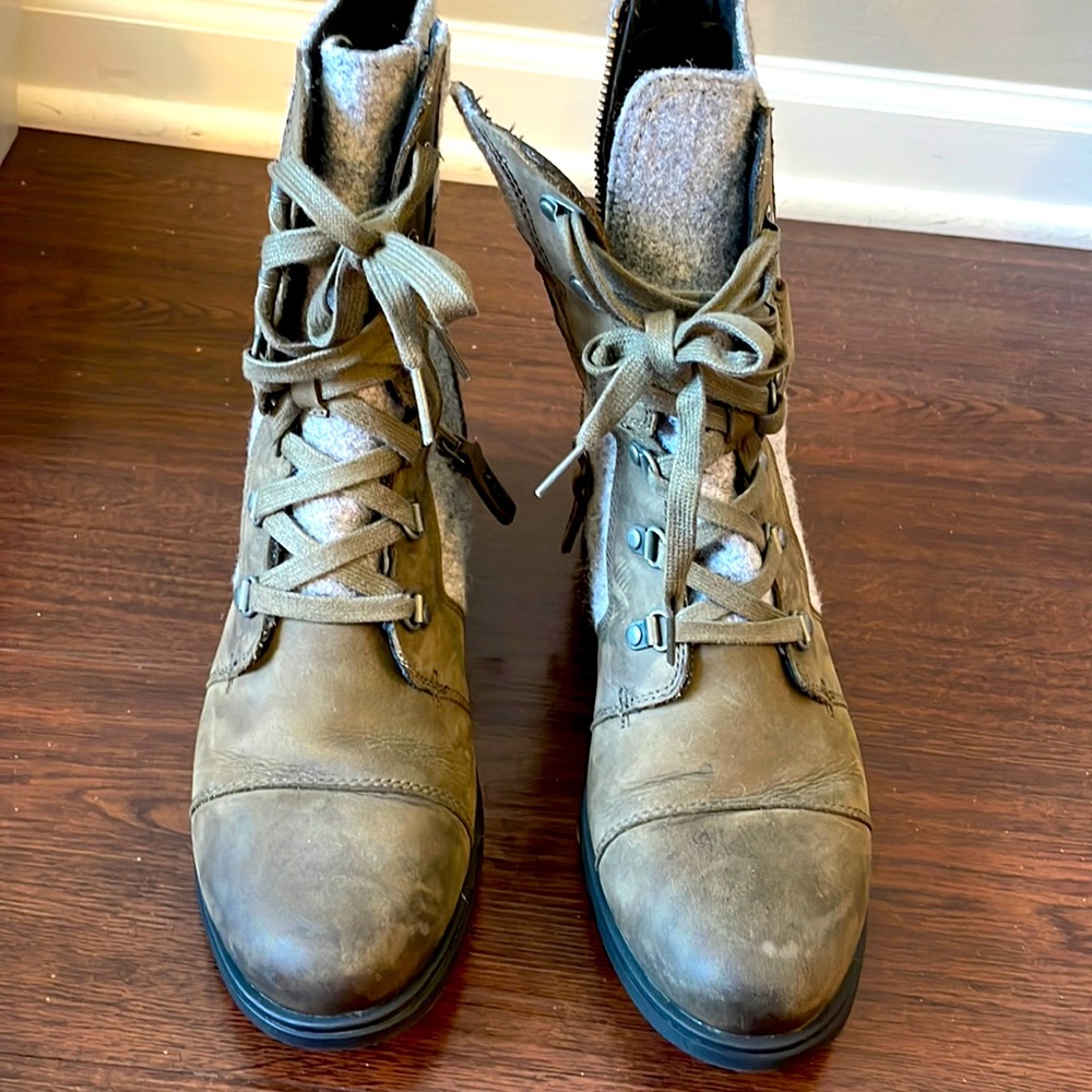 Sorel Combat Boot Leather Waterproof Olive & Gray